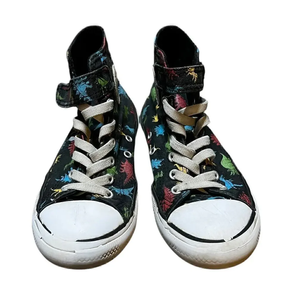 CONVERSE Kids Black hi top dinosaur lace and rip top closure. Pre owned size 3